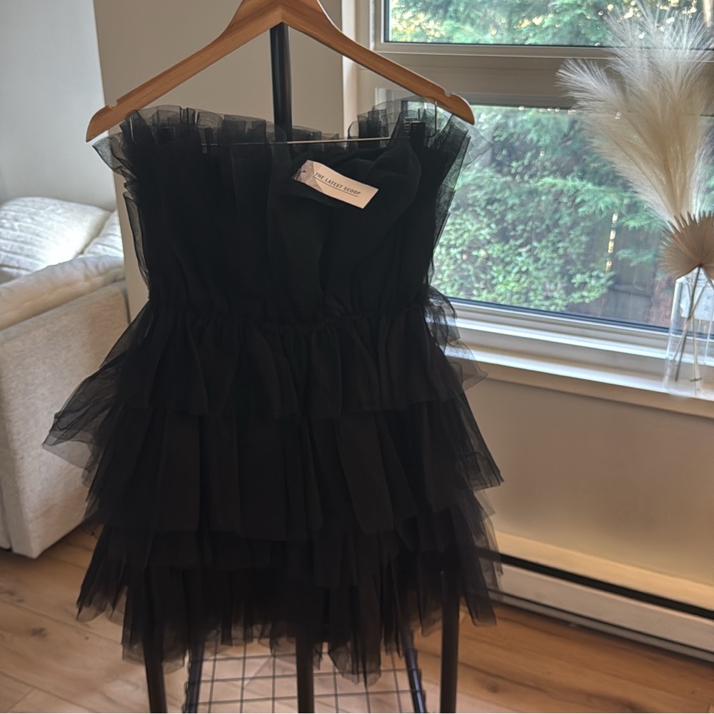 Black Asymmetrical Tiered Strapless Cocktail Dress